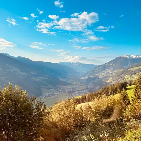 公寓 Platzhirsch Zillertal Panoramablick Sauna Out