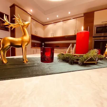 Platzhirsch Zillertal Panoramablick Sauna Out *