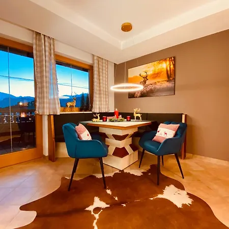 Platzhirsch Zillertal Panoramablick Sauna Out 公寓 Rohrberg