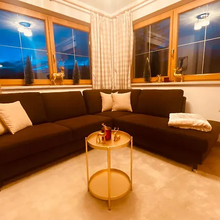 Ferienhaus Zillertal Mit Panoramablick Und Sauna Apartman *