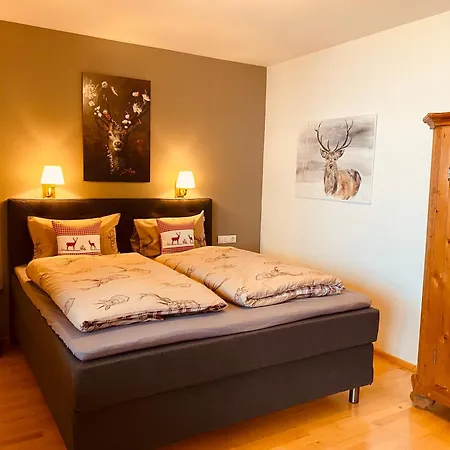 Platzhirsch Zillertal Panoramablick Sauna Out